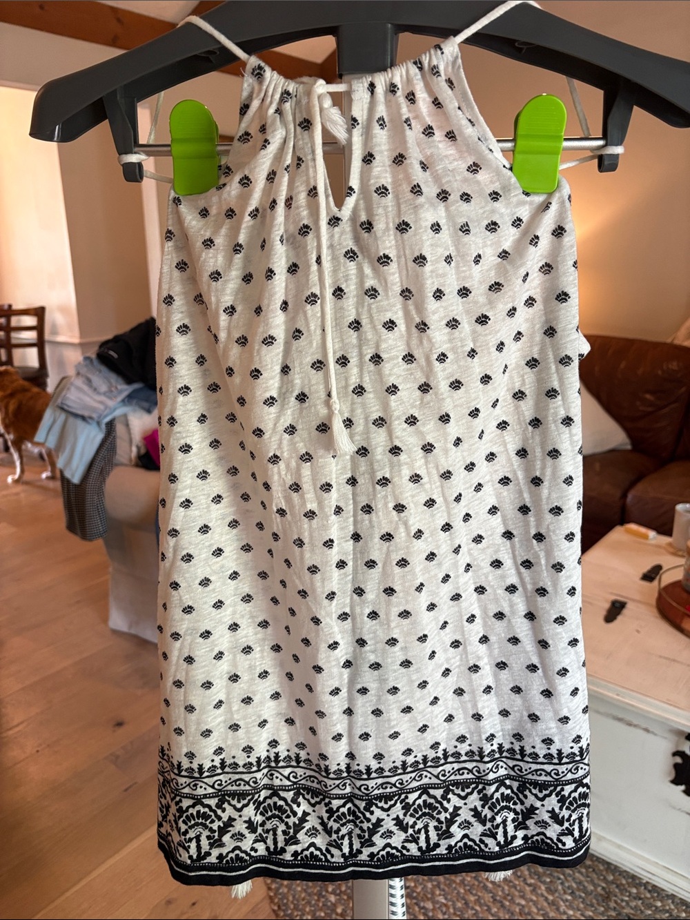 Vineyard Vines White Tank Top with Black Print